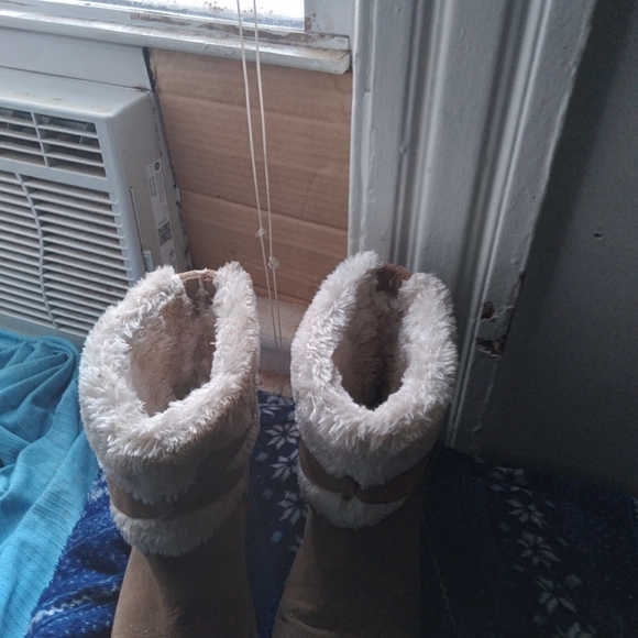 Fur boots for women - Picture 2 of 8